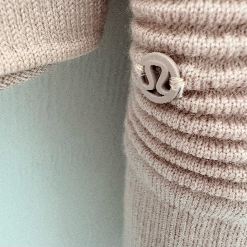 Lululemon Sit In Lotus Wrap Pink Bliss Sz 10 EUC - Picture 11 of 11